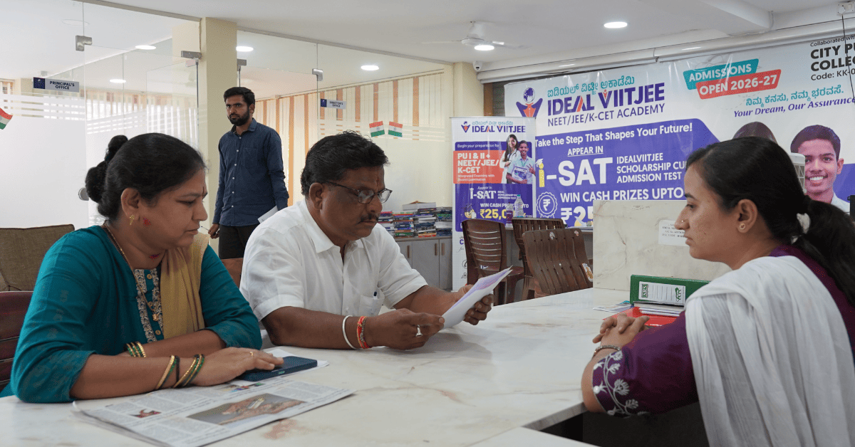 Top 5 Questions Parents Ask Before Choosing a NEET Coaching Centre 