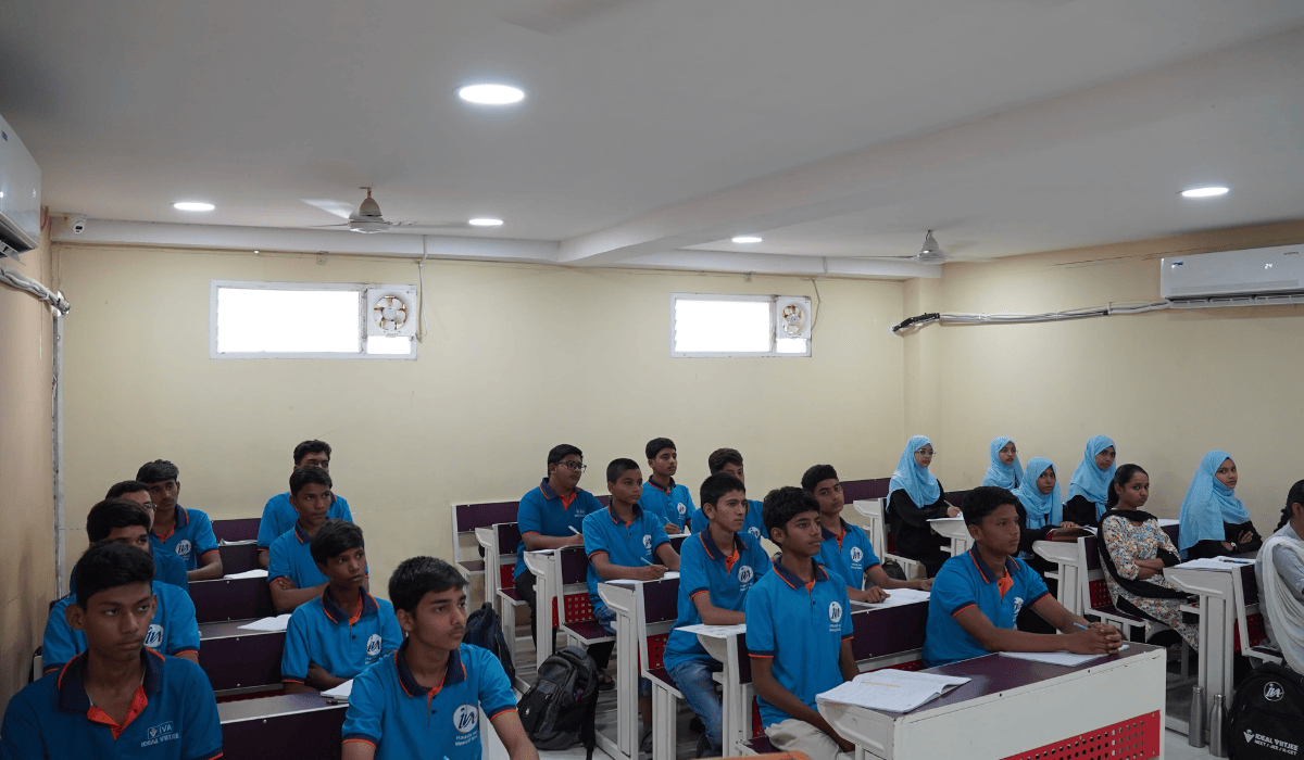 KCET vs NEET vs JEE: Which Exams Should You Target?